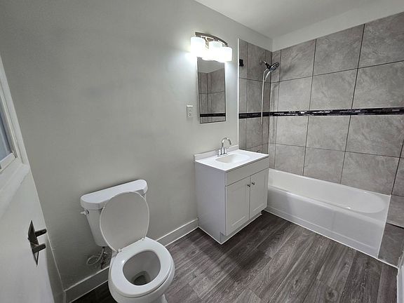 2nd image of 119 N 14th St APT A