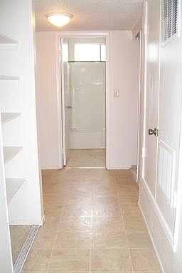 5th image of 117 Power Dr APT A