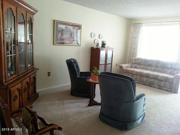 3rd image of 11039 W Caron Dr