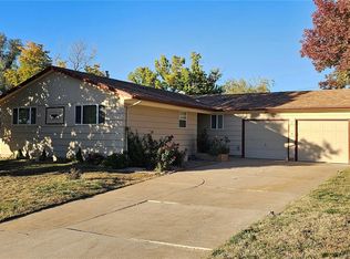 15 Bruce Ln, Pueblo, CO 81001