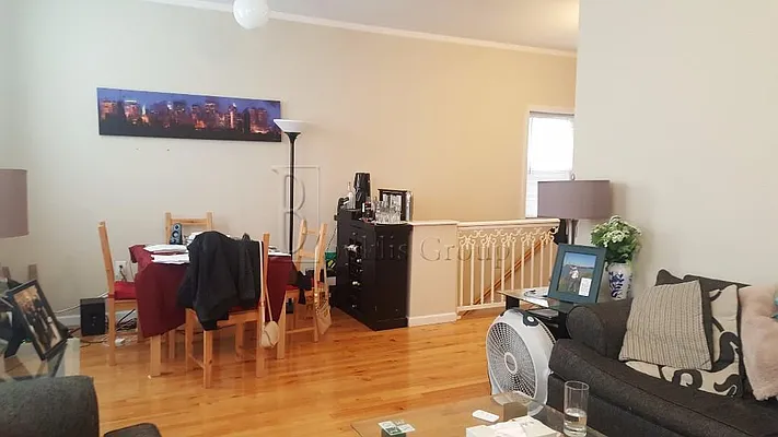 Rented by Bouklis Group | media 14