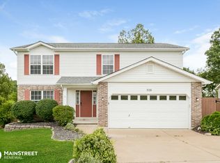 708 Santschi Dr, Herculaneum, MO 63048