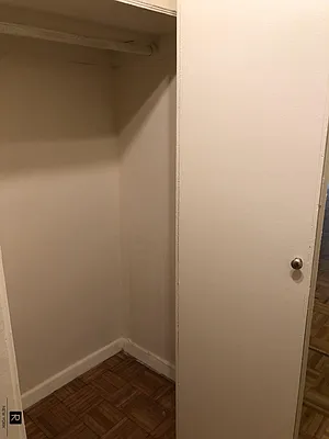 Rented by R New York | media 7