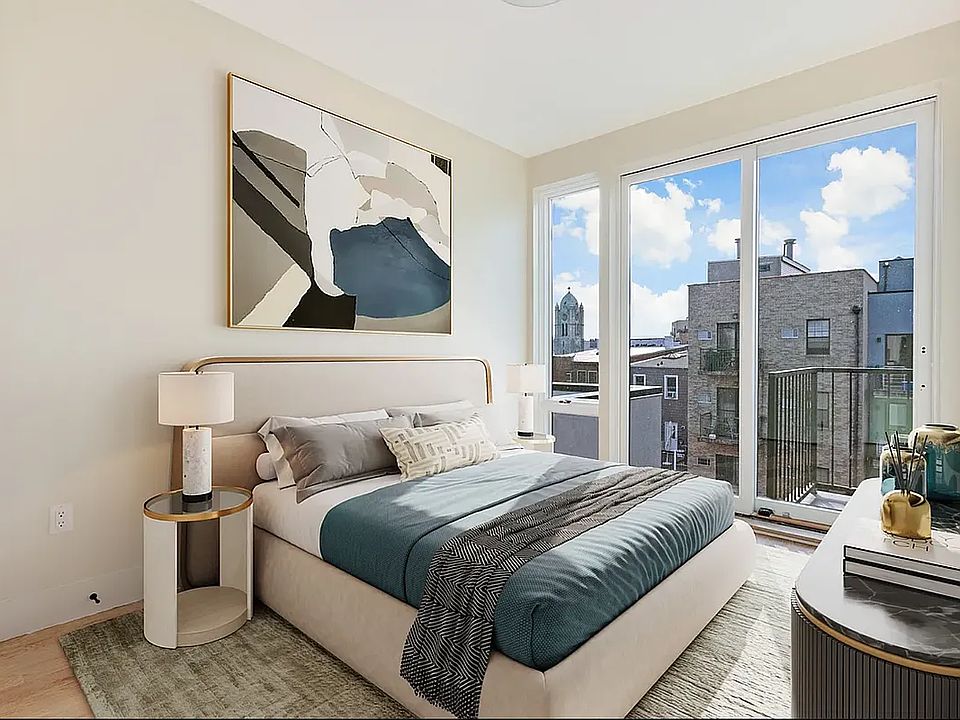 2nd image of 131 Kingsland Ave #2L