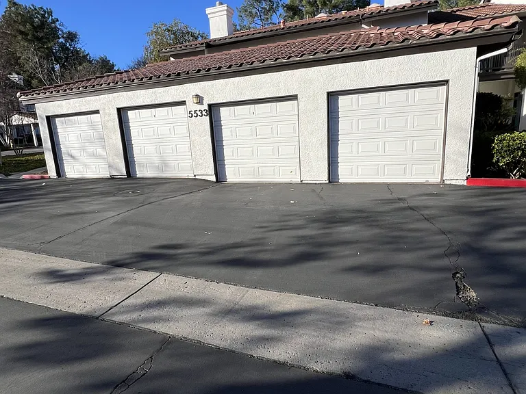 5533 Spanish Oak Ln #B — Photo 11