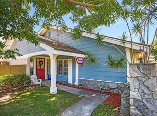 98 Wildwood #9, Irvine, CA 92604