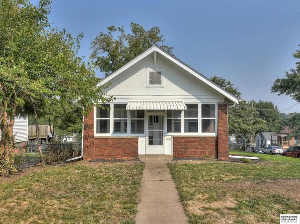 2729 S 24th St, Omaha, NE 68108