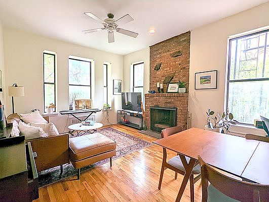 1st image of 100 W 69th St #1D
