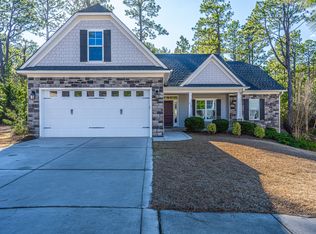 415 N Bracken Fern Ln, Southern Pines, NC 28387