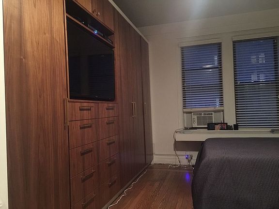 4th image of 34 W 72nd St #91C