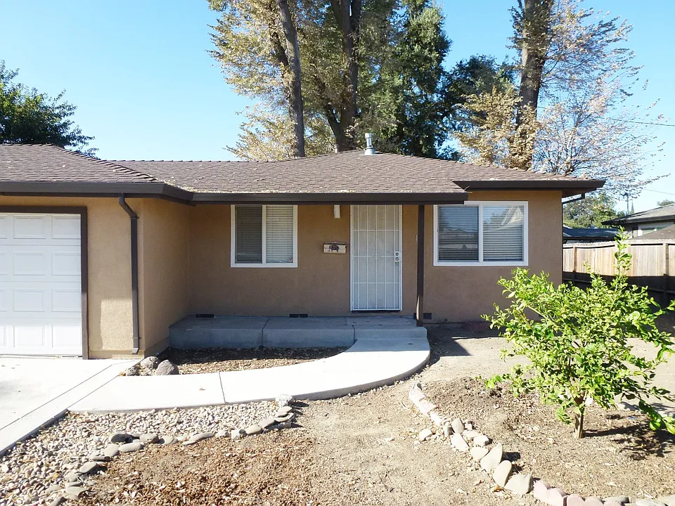 8 Fiske Ave #8