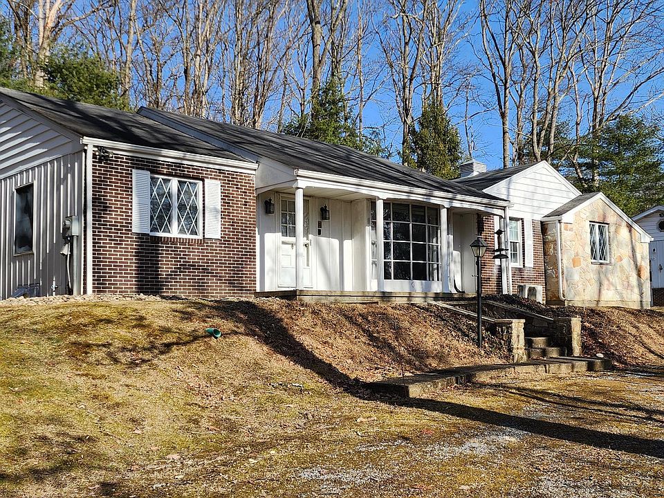 10315 Tanglewood Dr, Huntingdon, PA 16652 Zillow