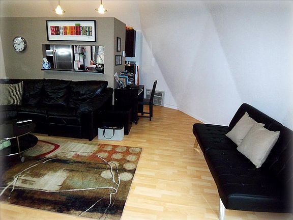 4th image of 5900 Goldenrod Ln N