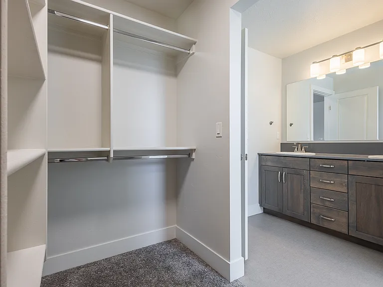 2014 S Defio Way — Photo 24