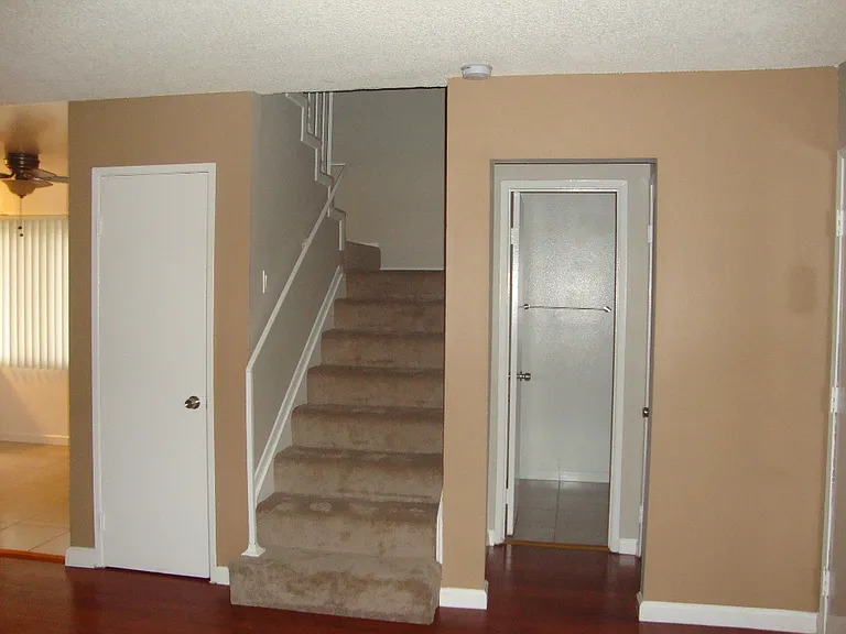 254 E Washington Blvd #108 — Photo 2