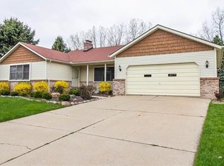 595 McIntosh, Almont, MI 48003