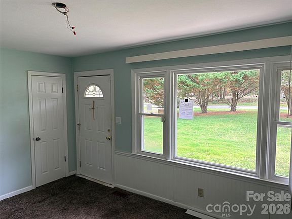 3rd image of 620 Baker Place Rd