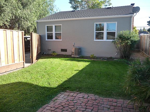 4th image of 2221 Maywood Ave