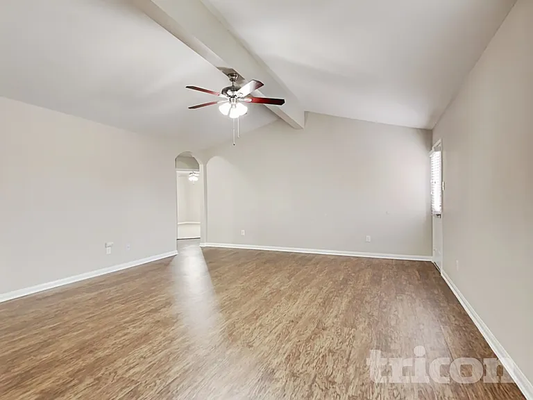 2437 Regatta Ln — Photo 4