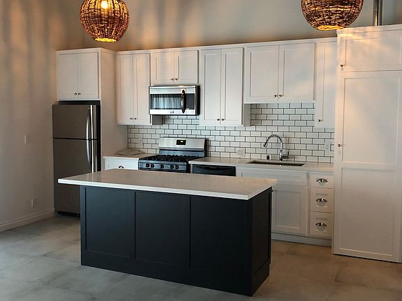 4th image of 1055 5th St APT 8