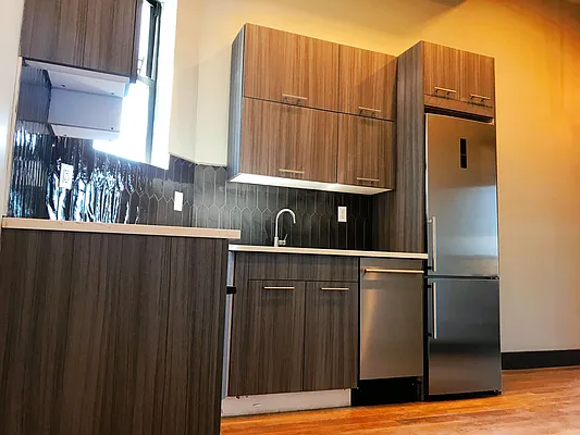 Rented by SCOUTBK.COM | media 19