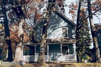 1st image of 335 Hanover St NE