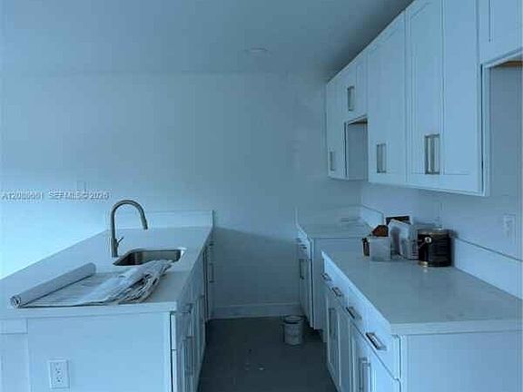 5th image of 6480 NE 1st Ave
