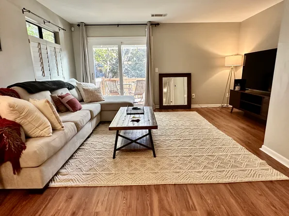 1161 Shadow Lake Cir APT B, Mount Pleasant, SC 29464