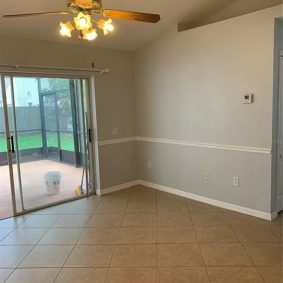 9405 Hidden Water Cir — Photo 34