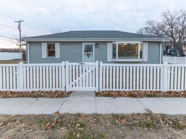 1520 N 17th St, Council Bluffs, IA 51501