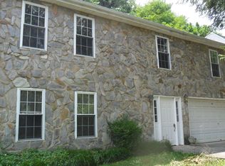 2636 Grandin Rd SW, Roanoke, VA 24015