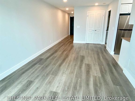 3rd image of 18 Yonge St Unit 1310