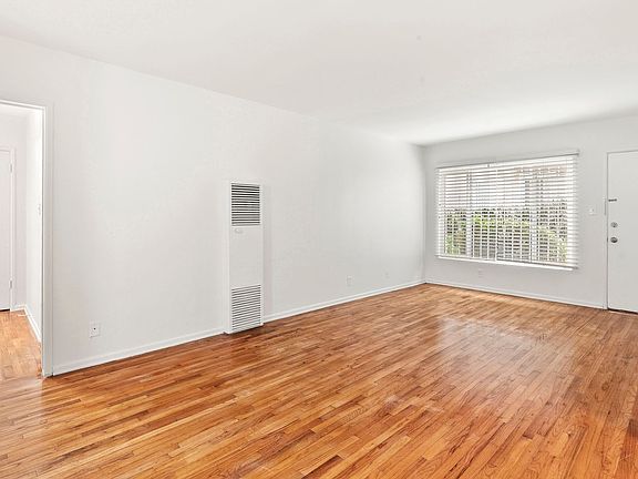 5th image of 1326 N Vista St APT 1