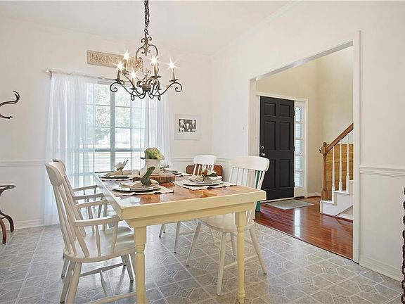 5th image of 104 Milburn Cir