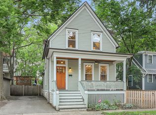 224 Marion Ct, Oak Park, IL 60302