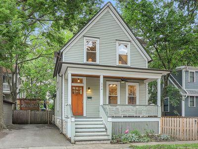 224 Marion Ct, Oak Park, IL, 60302