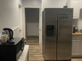 17 Hampden St APT 1, Worcester, MA 01609