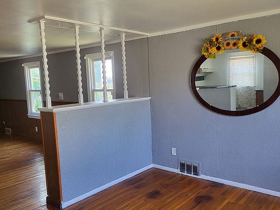 2nd image of 77 Oakmont Ave Floor 1