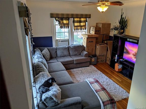 3rd image of 335 Columbus Ave #2