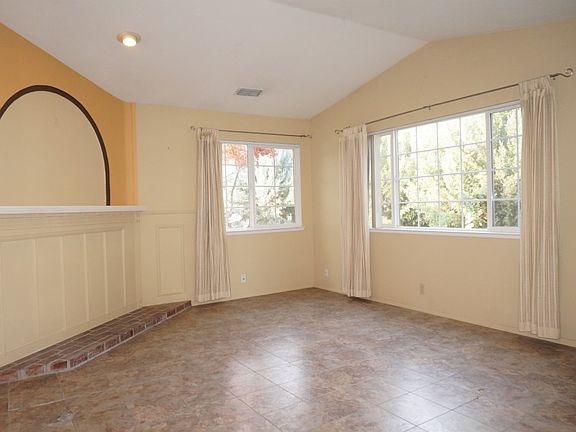 5th image of 6056 Peoria Dr