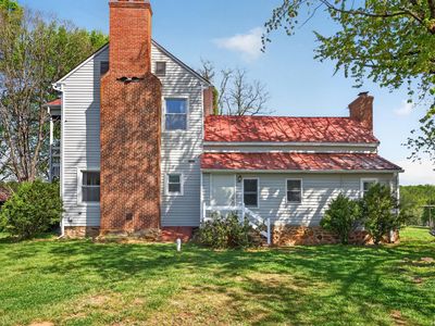 1086 Meadow Dr, Appomattox, VA, 24522