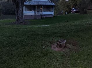 2993 Hollywood Rd, Newton, WV 25266