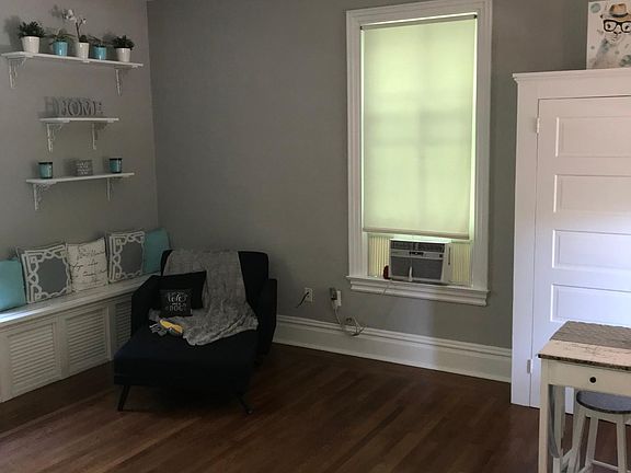 4th image of 1 Breck Dr