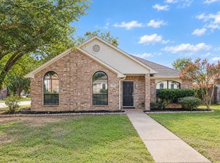 7001 Bentley Ave, Fort Worth, TX 76137