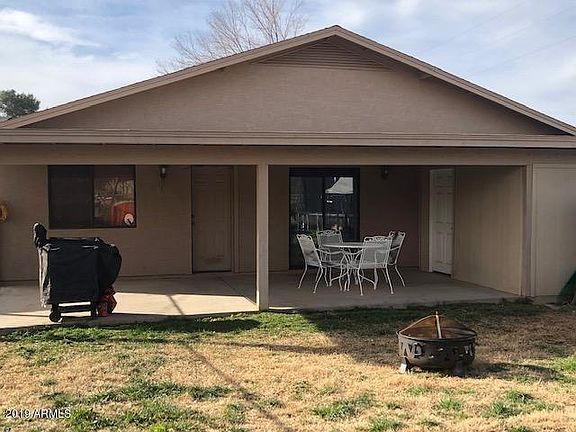 2nd image of 690 W La Golondrina Dr