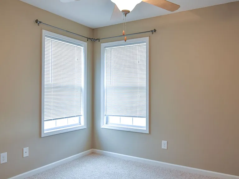 3361 Melissa Ln — Photo 13