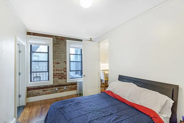 Sold by HomeDax Real Estate | media 4