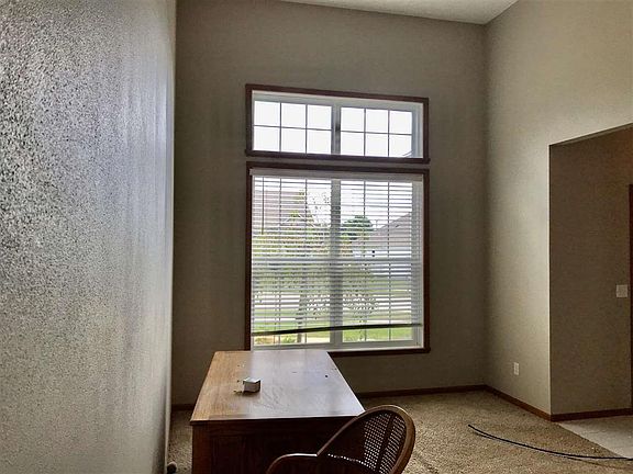 4th image of 4650 Katsura Dr