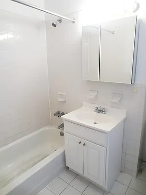 Rented by Waverly Realty Associates | media 21