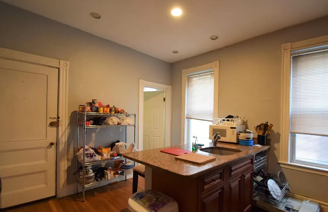 5 bed, $8,500 — Photo 3
